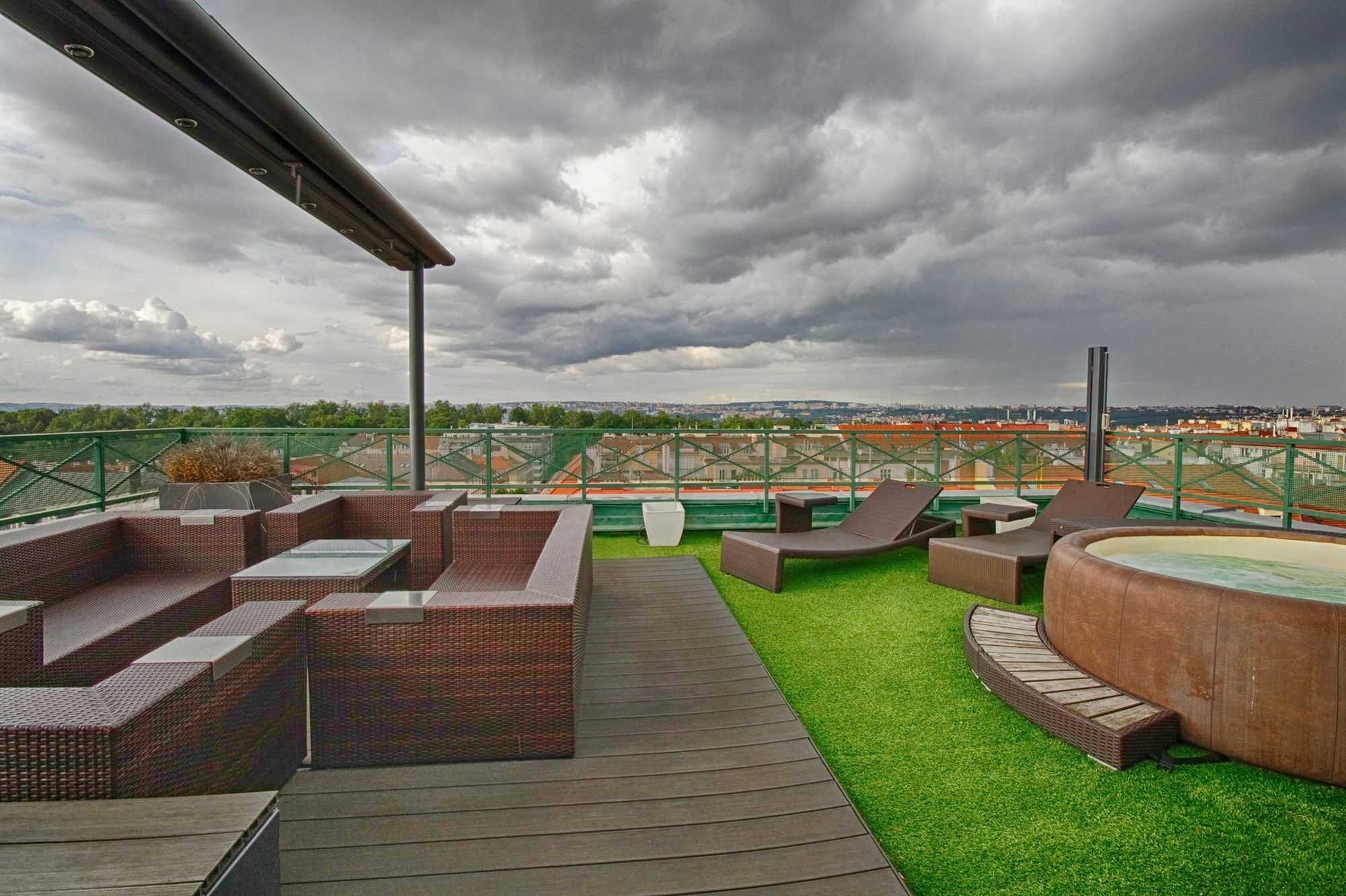 Panoramic Roof Terrace&jacuzzi Appartamento